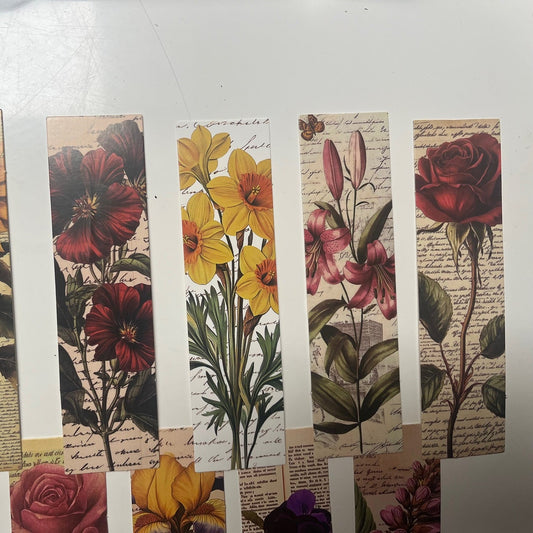 Vintage Style Flower Bookmarks